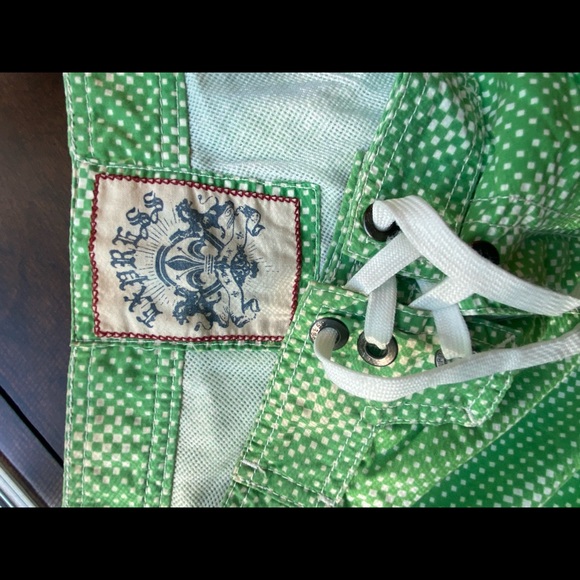Men’s express green and white swim trunks - Picture 2 of 6